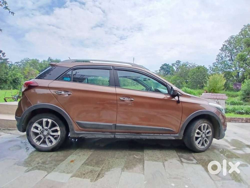 Hyundai I20 Active 2017 Petrol 28942 Km Driven