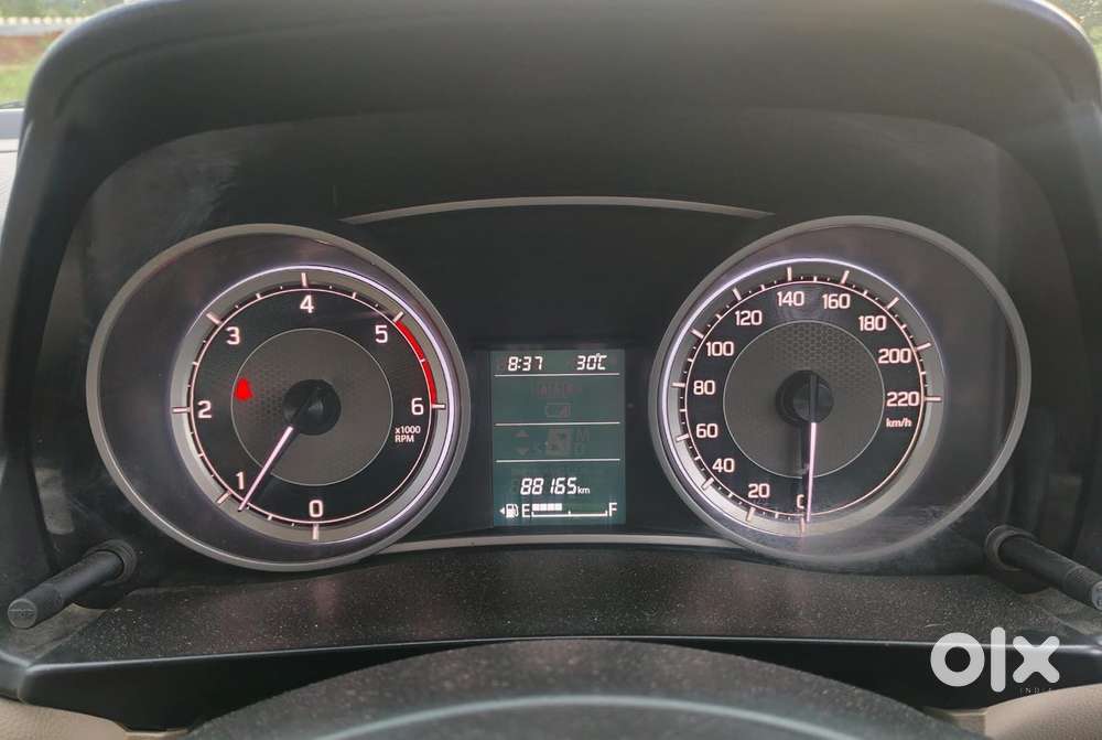 Maruti Suzuki Swift Dzire Zdi + Mt, 2017, Diesel