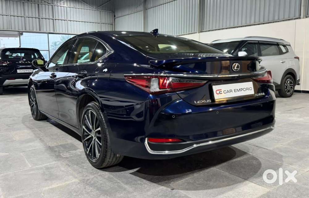 Lexus Es 300h Luxury, 2024, Cng & Hybrids
