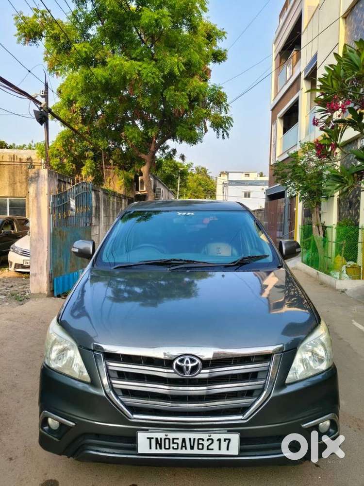 Toyota Innova 2.5 V 8 Str, 2014, Diesel