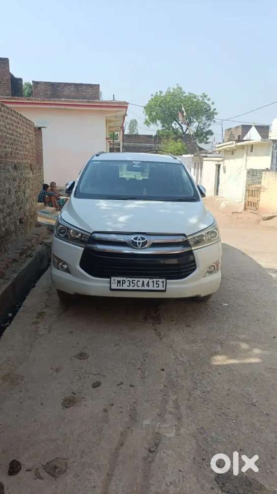 Toyota Innova Crysta 2017 Diesel Car