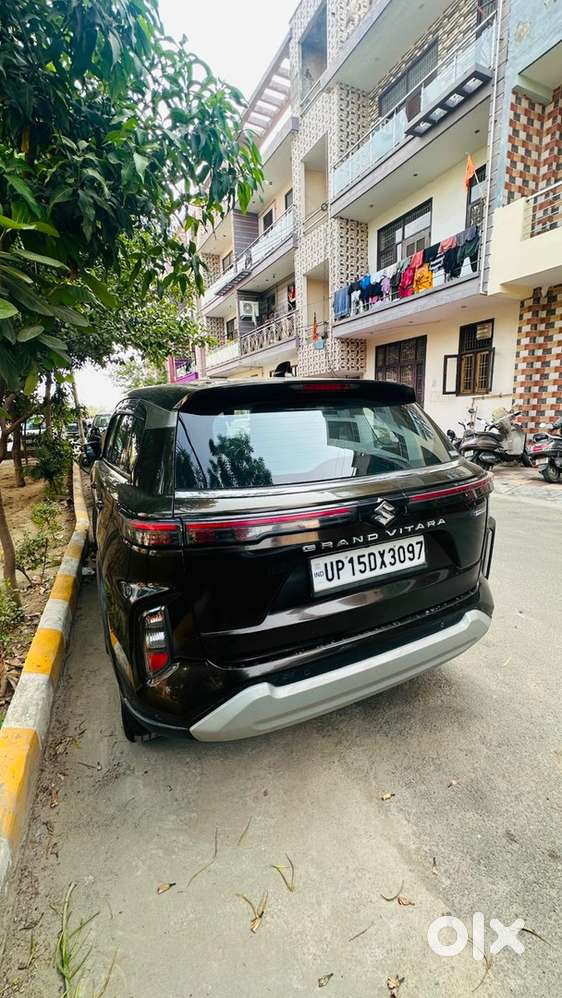 Maruti Suzuki Grand Vitara 2022 Petrol Well Maintained
