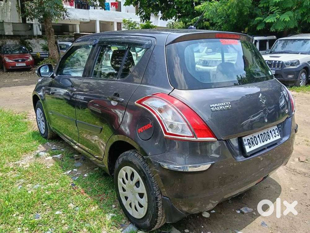 Maruti Suzuki Swift Vxi + Manual, 2017, Petrol