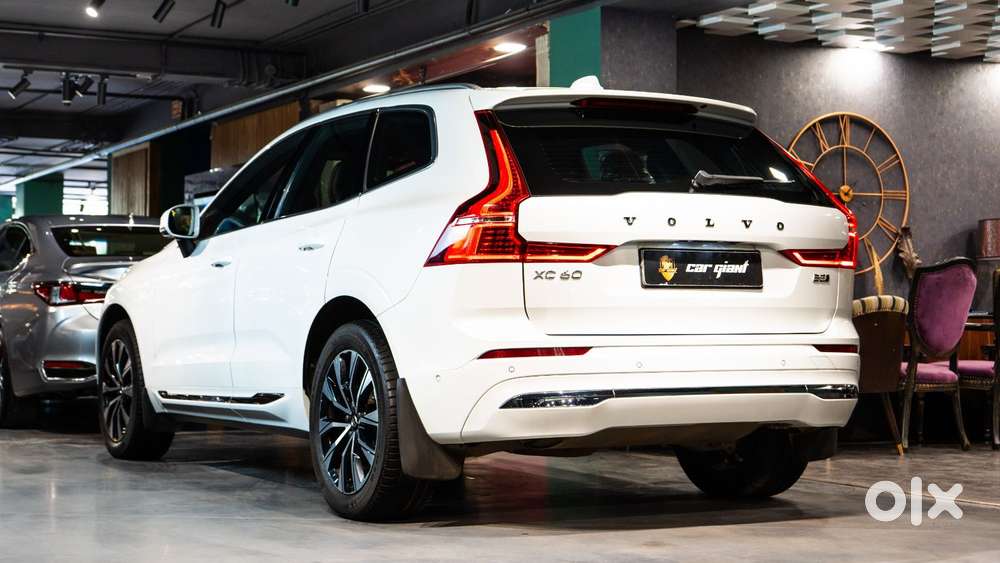 Volvo Xc60 2.4 D5 Awd At, 2025, Petrol