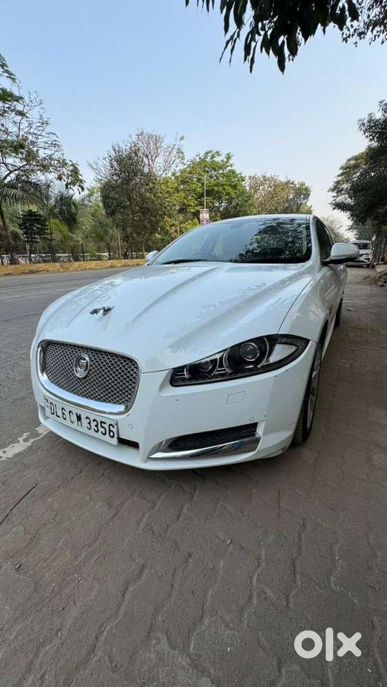 Jaguar Xf 2012 Diesel 35500 Km Driven