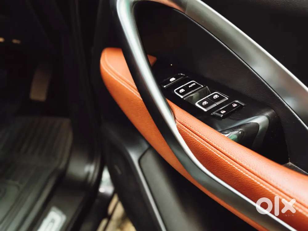 Mg Hector Plus 2021 Diesel 35000 Km Driven