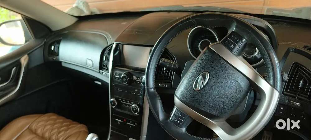 Mahindra Xuv500 W11 2021 Top Model Diesel Well Maintained