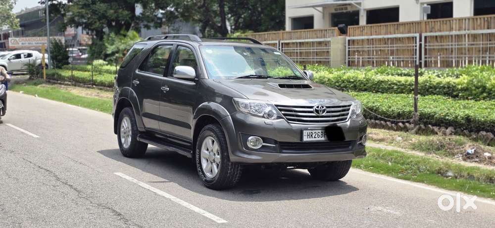 Toyota Fortuner 3.0 4x4 Manual, 2010, Diesel