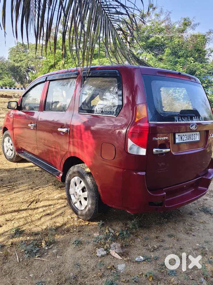 Mahindra Xylo 2010