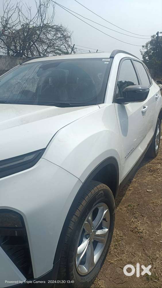 2024 Tata Harrier Pure Diesel