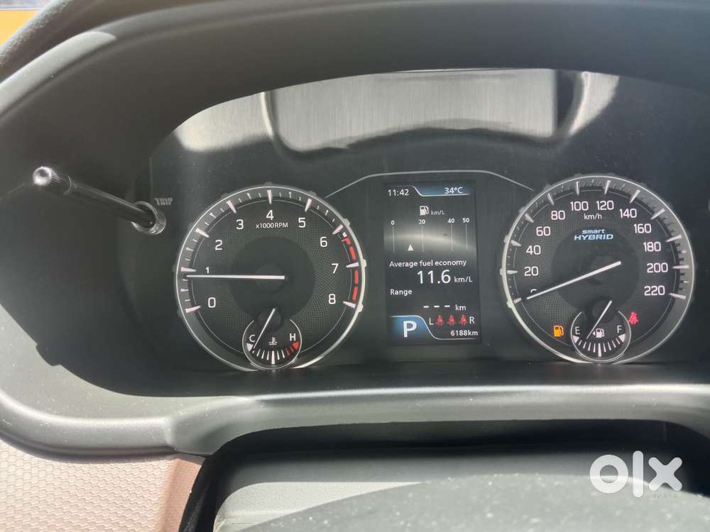 Maruti Suzuki Brezza 1.5 Zxi At Smart Hybrid, 2025, Petrol