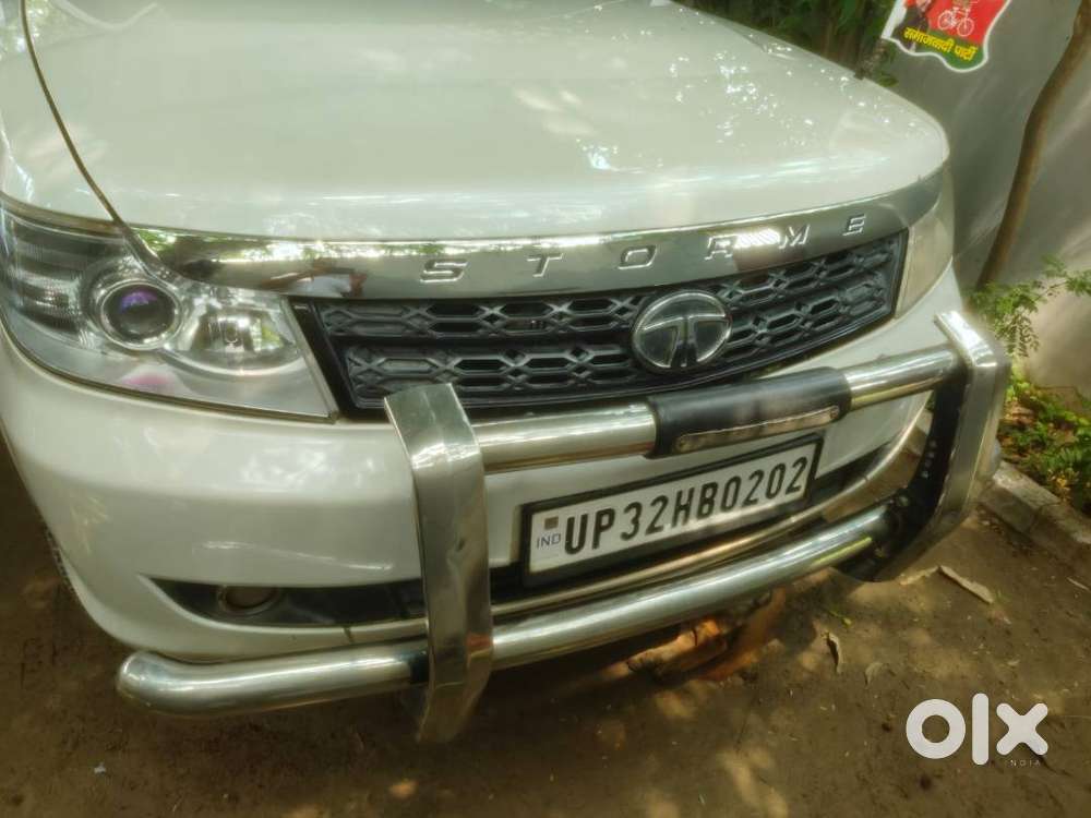 Tata Safari Strome In Good Condition