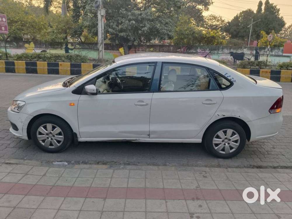 Volkswagen Vento 2010-2013 Petrol Trendline, 2011, Petrol