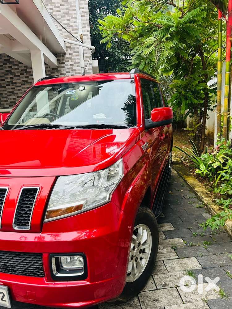 Mahindra Tuv 300 2016 Diesel Well Maintained