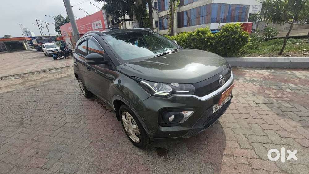 Tata Nexon 1.2 Revotron Xm (s), 2023, Petrol