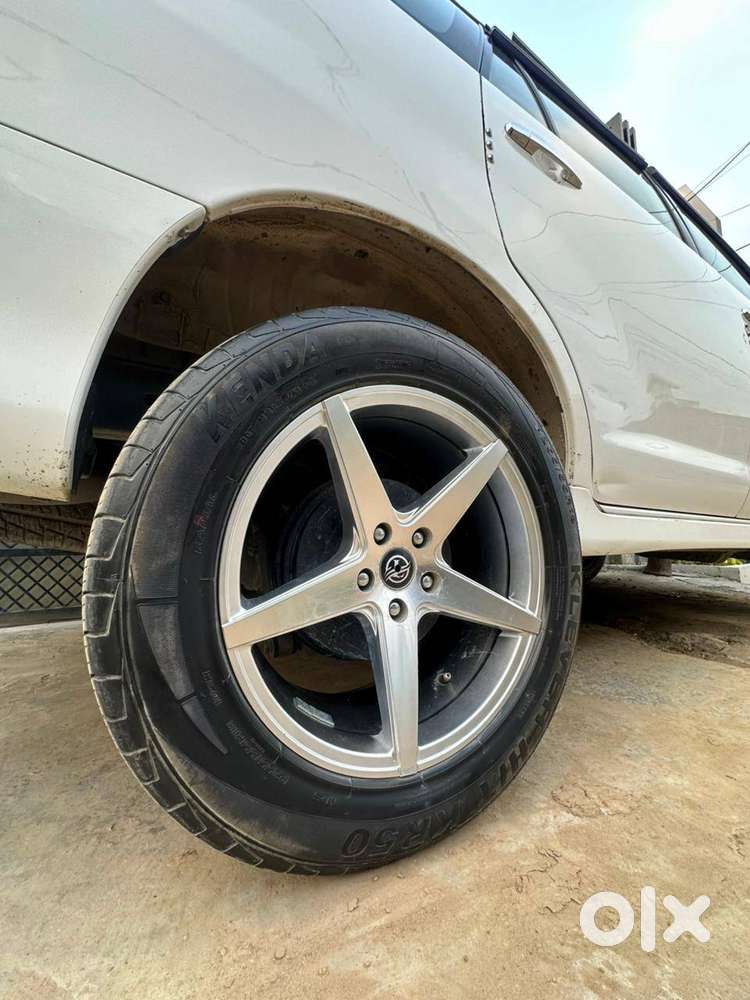 Toyota Innova 2011 Diesel Well Maintained