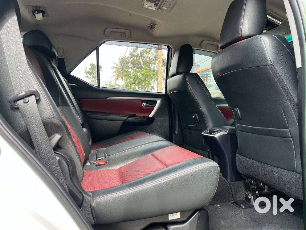 Toyota Fortuner Legender 4x2 At 2.8, 2023, Diesel