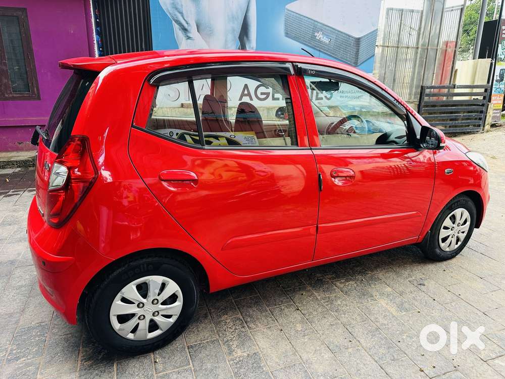 Hyundai I10 Sportz At, 2012, Petrol