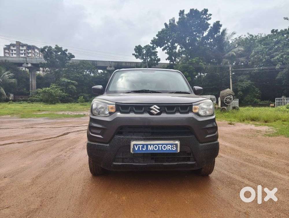 Maruti Suzuki S-presso Vxi Plus, 2023, Petrol