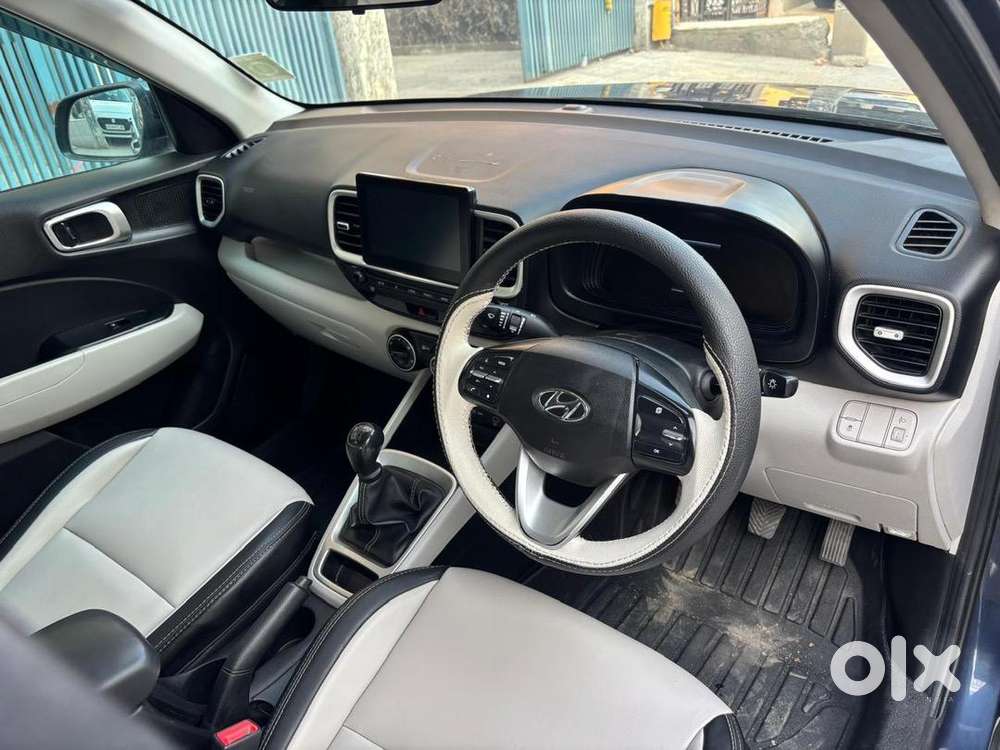Hyundai Venue 2022 Petrol Good Condition