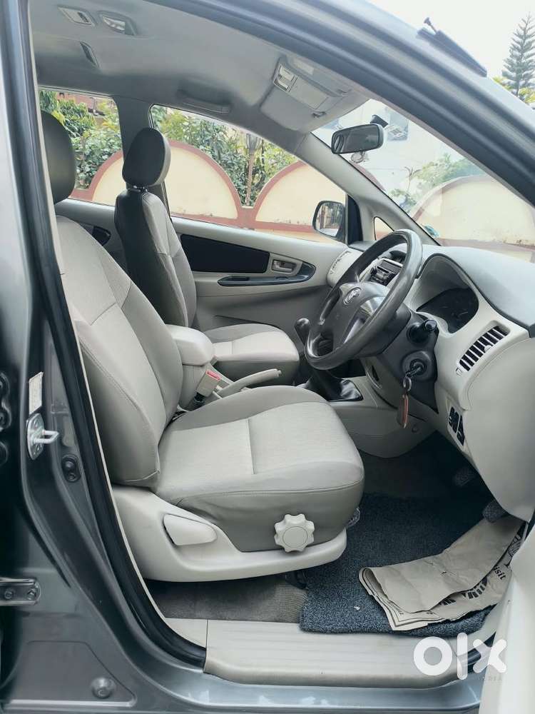Toyota Innova 2.5 G (diesel) 7 Seater, 2014, Diesel