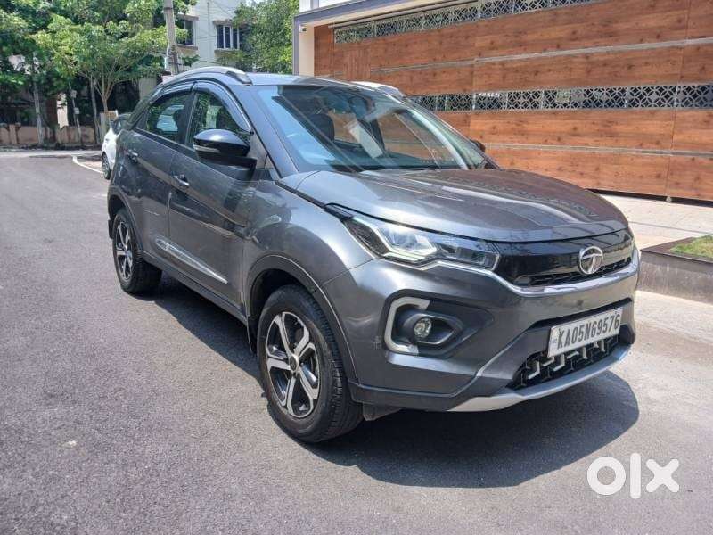 Tata Nexon 1.2 Revotron Xza Plus, 2023, Petrol