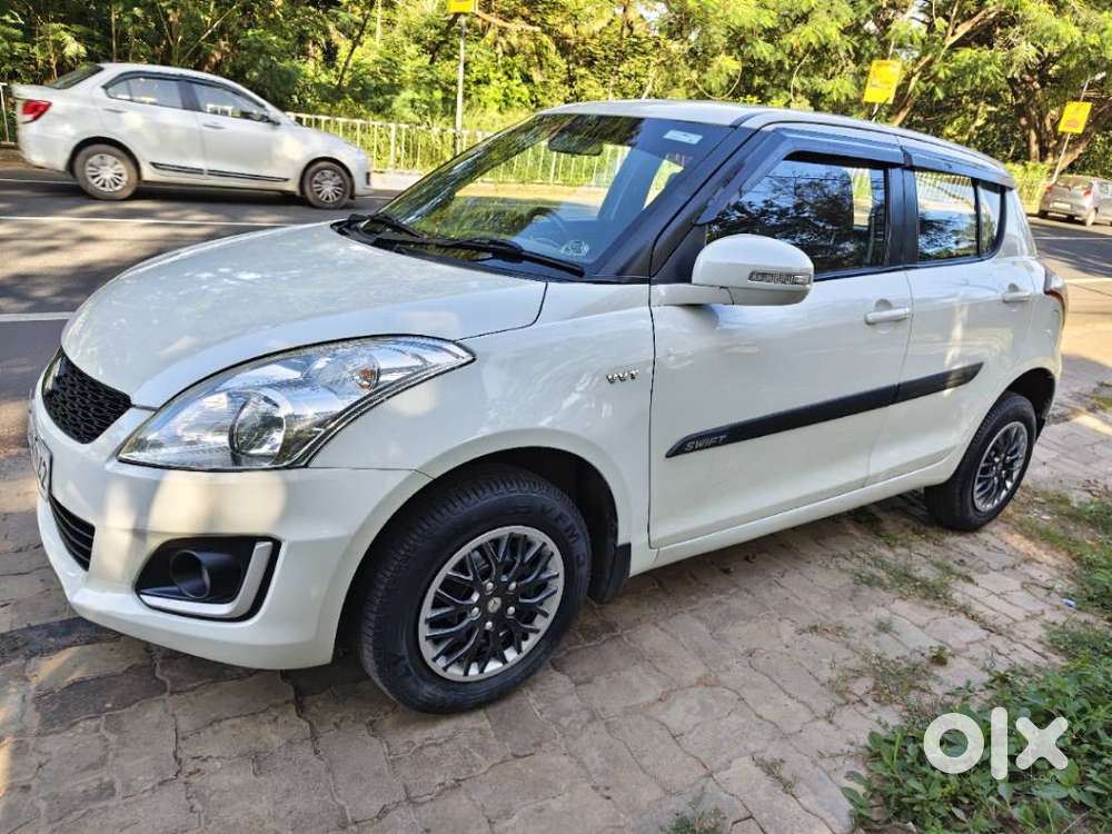 Maruti Suzuki Swift Vxi Optional, 2015, Petrol
