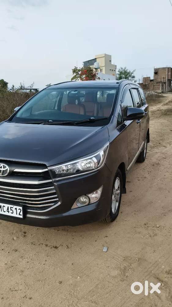 Toyota Innova Crysta 2018 Diesel 121650 Km Driven