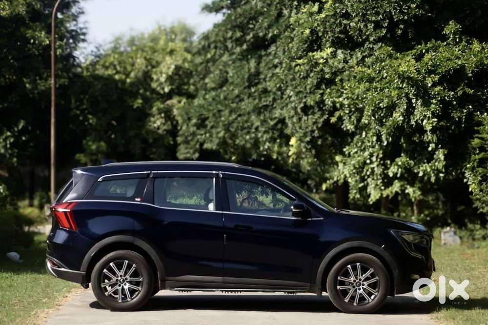 Mahindra Xuv700 2.2 Ax 7 Diesel At Str, 2023, Diesel