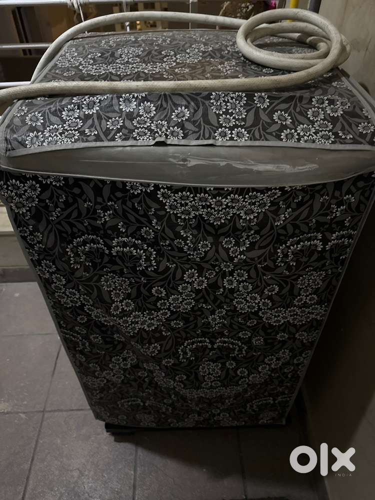 LG washing machine,Top load 8kg