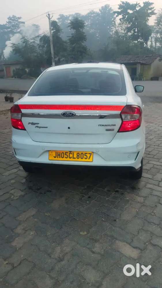 Ford Aspire Titanium Blu 2019