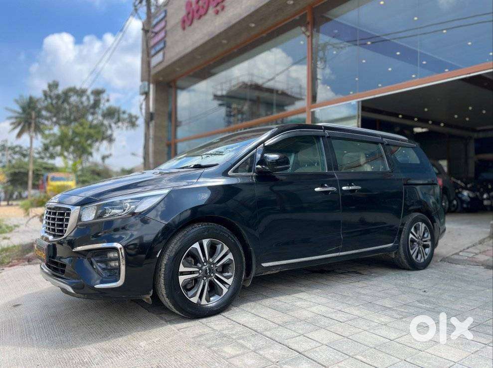 Kia Carnival Limousine Plus 7 Str, 2022, Diesel