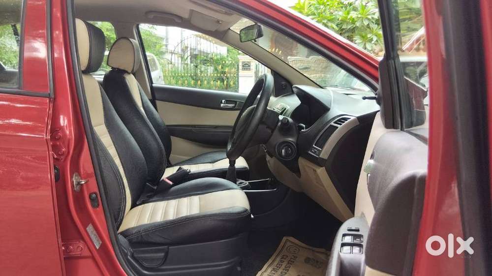 Hyundai I20 Magna, 2012, Petrol