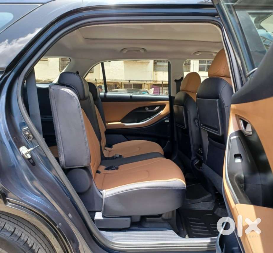 Hyundai Alcazar Signature 1.5 Petrol Dct 7str, 2025, Petrol