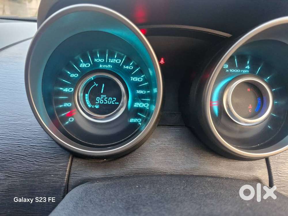 Mahindra Xuv500 2019 Diesel 96500 Km Driven