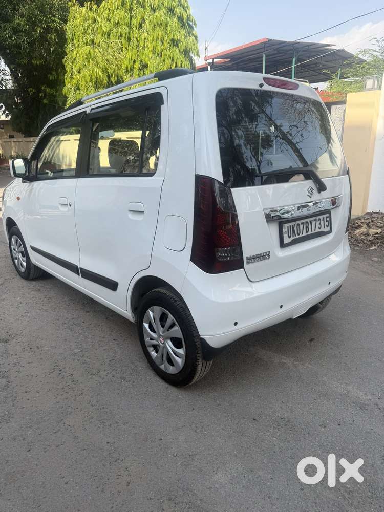Maruti Suzuki Wagon R Vxi 1.0, 2017, Petrol