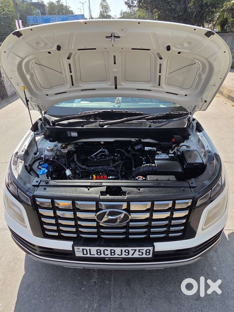 Hyundai Venue E 1.2 Petrol, 2025, Cng & Hybrids