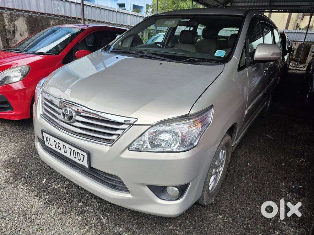 Toyota Innova 2.5 V 7 Str, 2013, Diesel