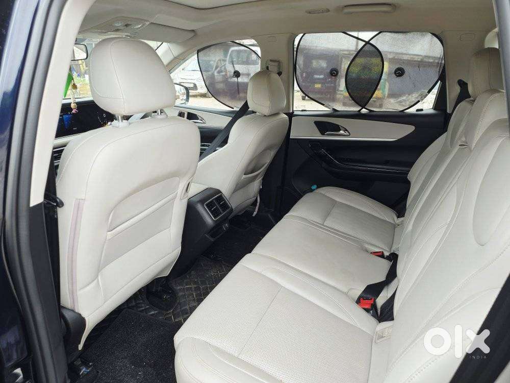 Mahindra Xuv700 2.2 Ax 7 Diesel Mt Str, 2023, Diesel