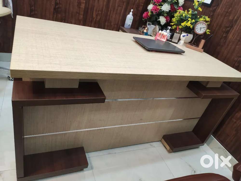 Big Office table L shape
