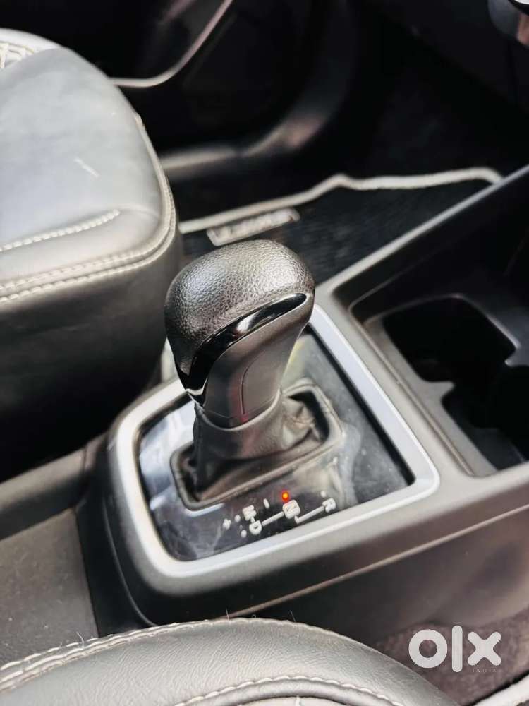 Maruti Suzuki Swift Vxi, 2022, Petrol