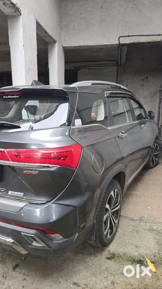 Mg Hector Plus Savvy 2023 With Low Kms Pristine Condition