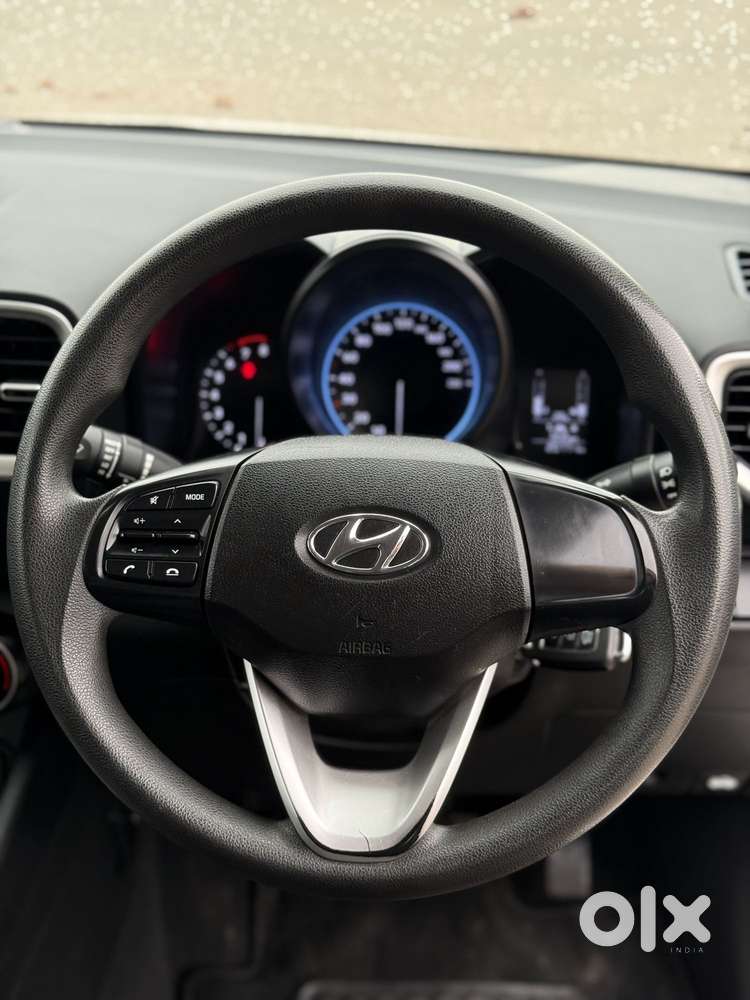 Hyundai Venue S Turbo, 2021, Petrol