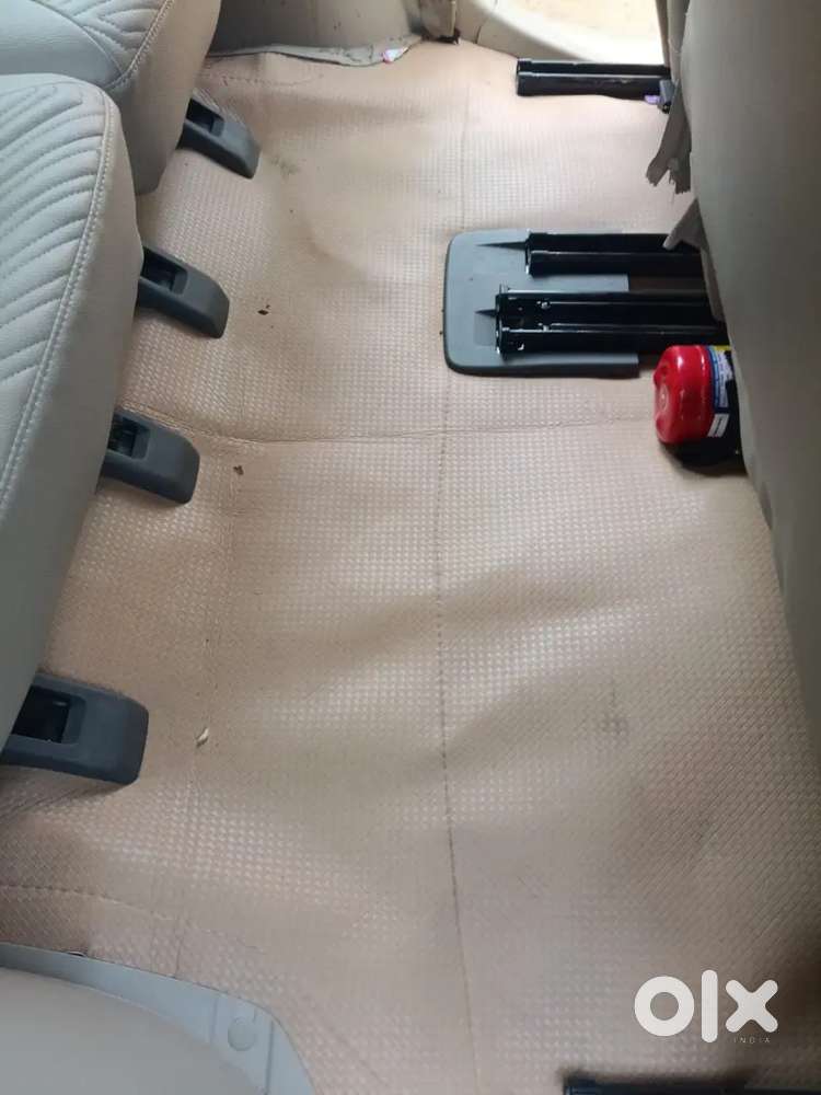 Maruti Suzuki Ertiga Vxi 2026