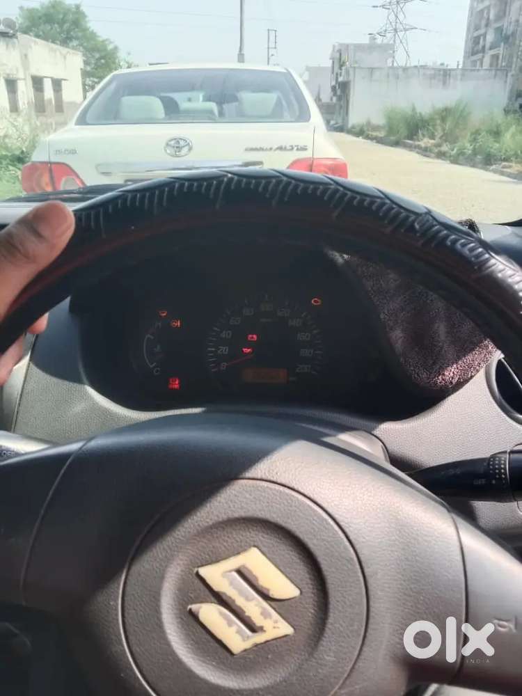 Gadi Bahut Achhi Hai Koi Kami Nahi Hai Tyre Agle New Hai