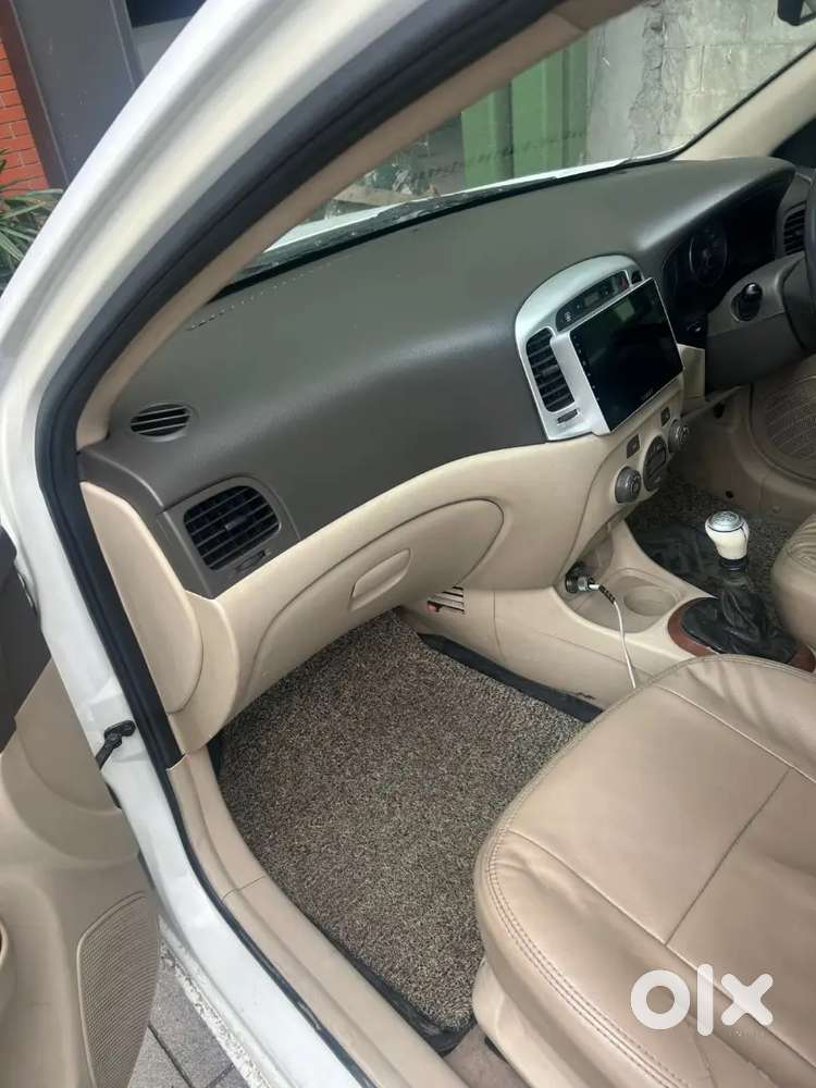 Hyundai Verna 2010 Diesel Well Maintained