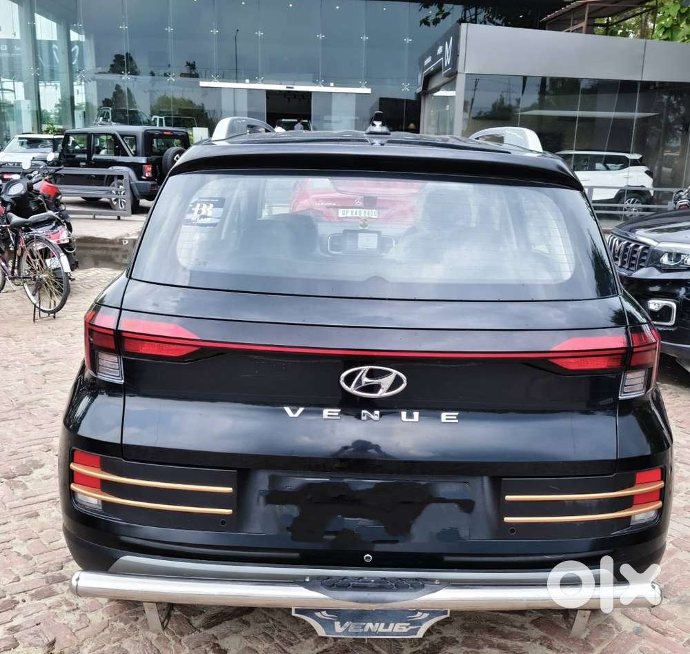 Model 28 March 2023 New Brand Hyundai Venue Car