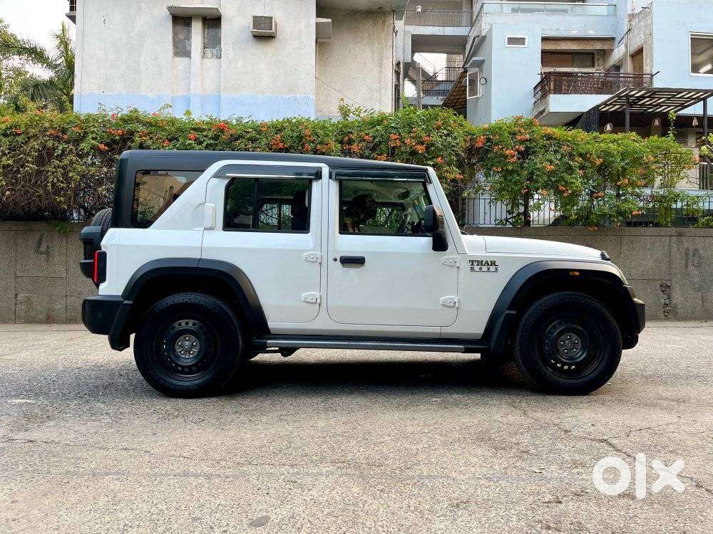 Mahindra Thar Roxx Mx3 Petrol At 2wd, 2025, Petrol