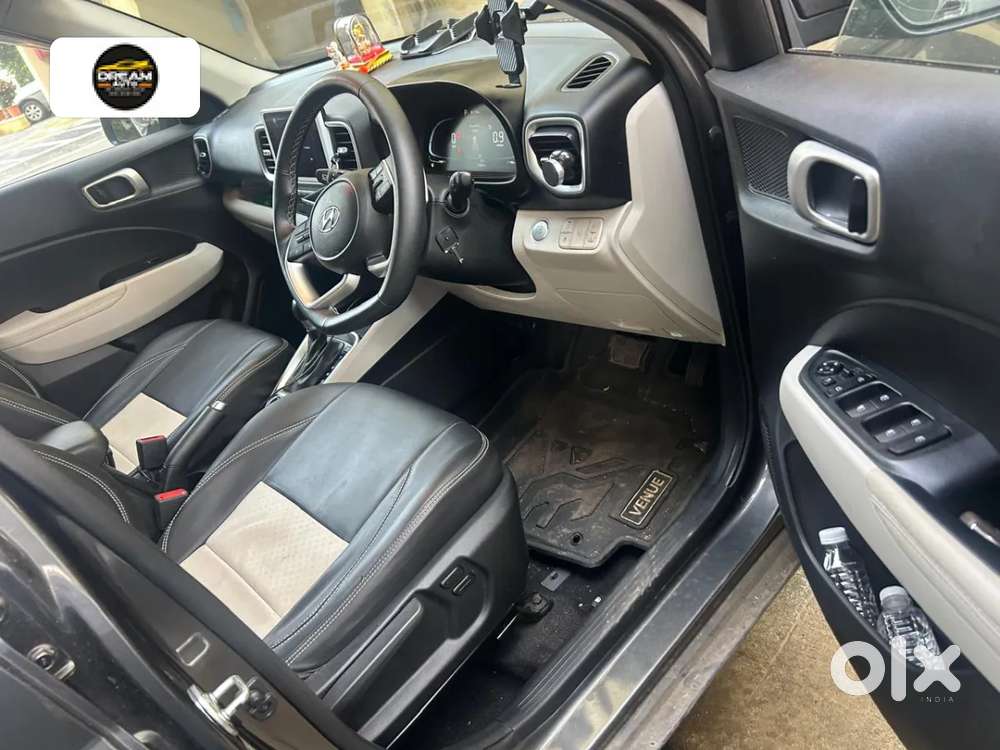 Hyundai Venue 1.0 Sx (o) Turbo Dct, 2024, Petrol