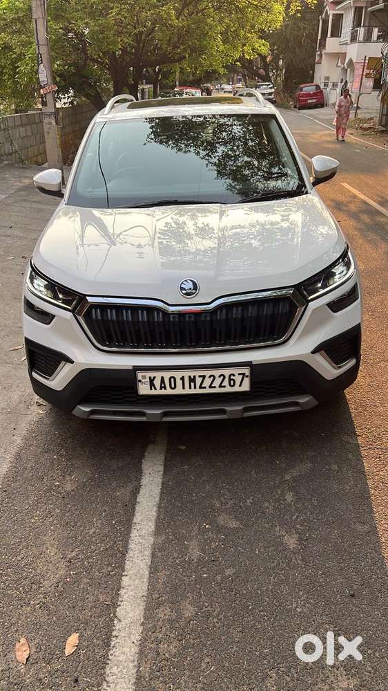 Skoda Kushaq 1.0 Tsi Style At, 2023, Petrol